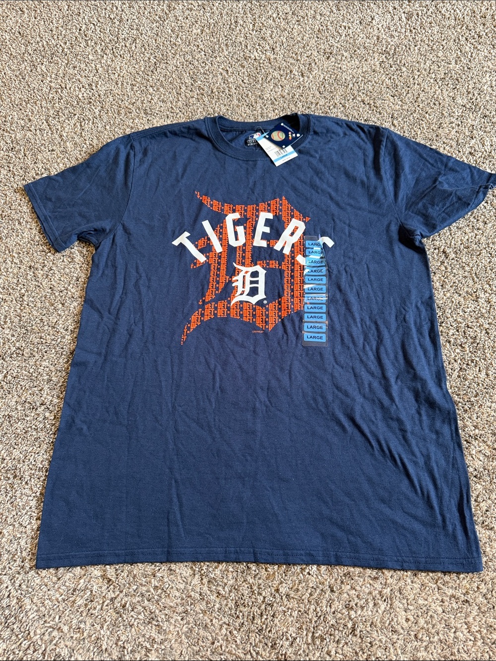 NWT MLB Detroit Tigers Navy Blue Short-Sleeve Tee with Orange Graphic Size L